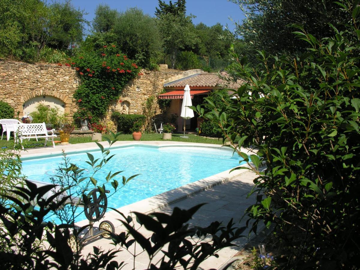Villa Les Iris Sernhac Exterior foto